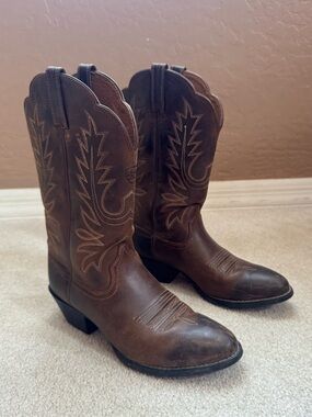 Ariat Heritage R Toe Western Boot